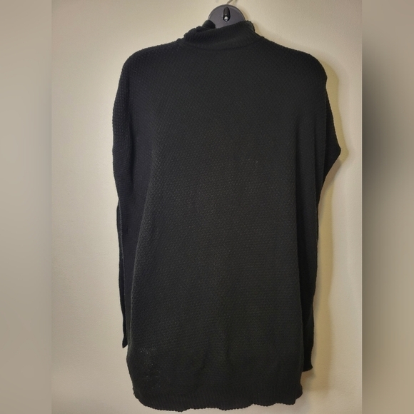 Lane bryant plus size black turtleneck poncho - Picture 5 of 8